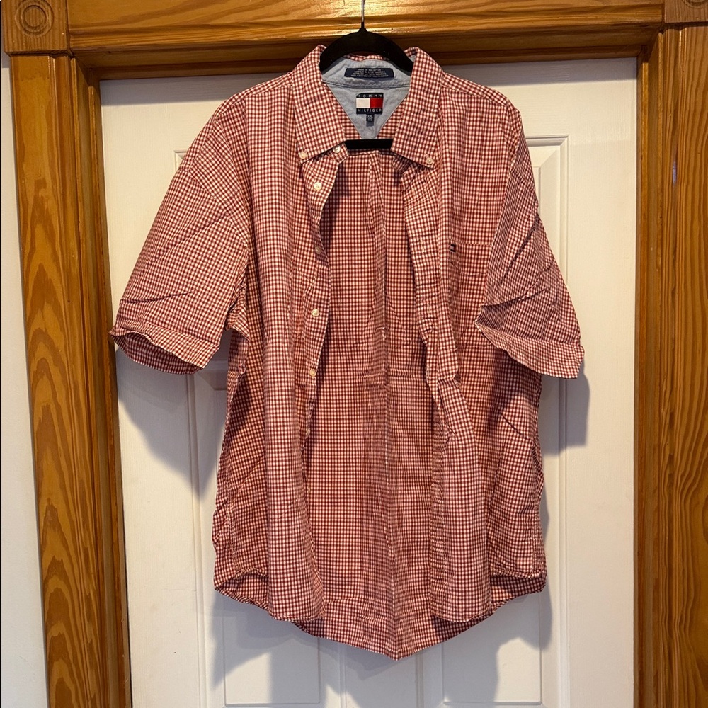Tommy Hilfiger Red and White Gingham Short-Sleeve Button-Down Shirt